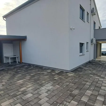 度假居 Family Friendly House With A Swimming Pool Maslenica, Novigrad - 24641 马斯莱尼察