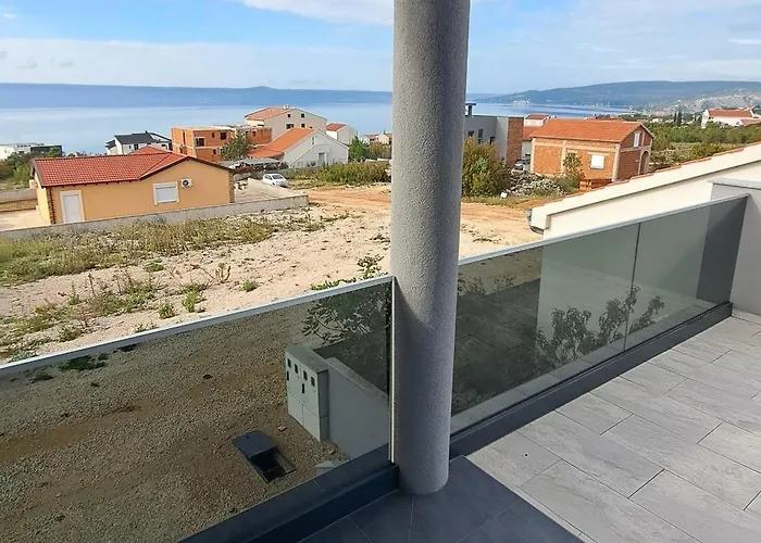 Tatil Evi Family Friendly House With A Swimming Pool Maslenica, Novigrad - 24641