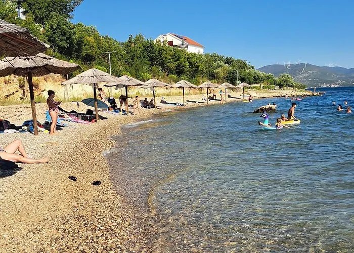 Family Friendly House With A Swimming Pool Maslenica, Novigrad - 24641 Maslenica