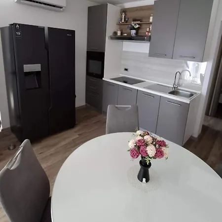 Holiday home Family Friendly House With A Swimming Pool Maslenica, Novigrad - 24641