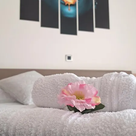 Holiday home Family Friendly House With A Swimming Pool Maslenica, Novigrad - 24641