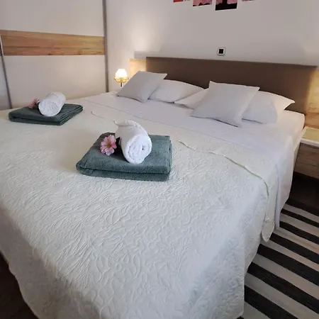 Family Friendly House With A Swimming Pool Maslenica, Novigrad - 24641 Holiday home *