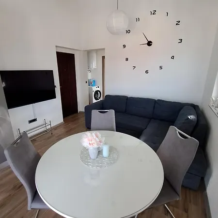 Dom wakacyjny Family Friendly House With A Swimming Pool Maslenica, Novigrad - 24641