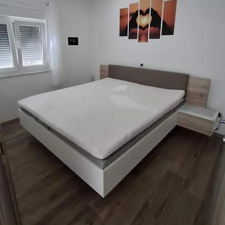 Family Friendly House With A Swimming Pool Maslenica, Novigrad - 24641 Holiday home *